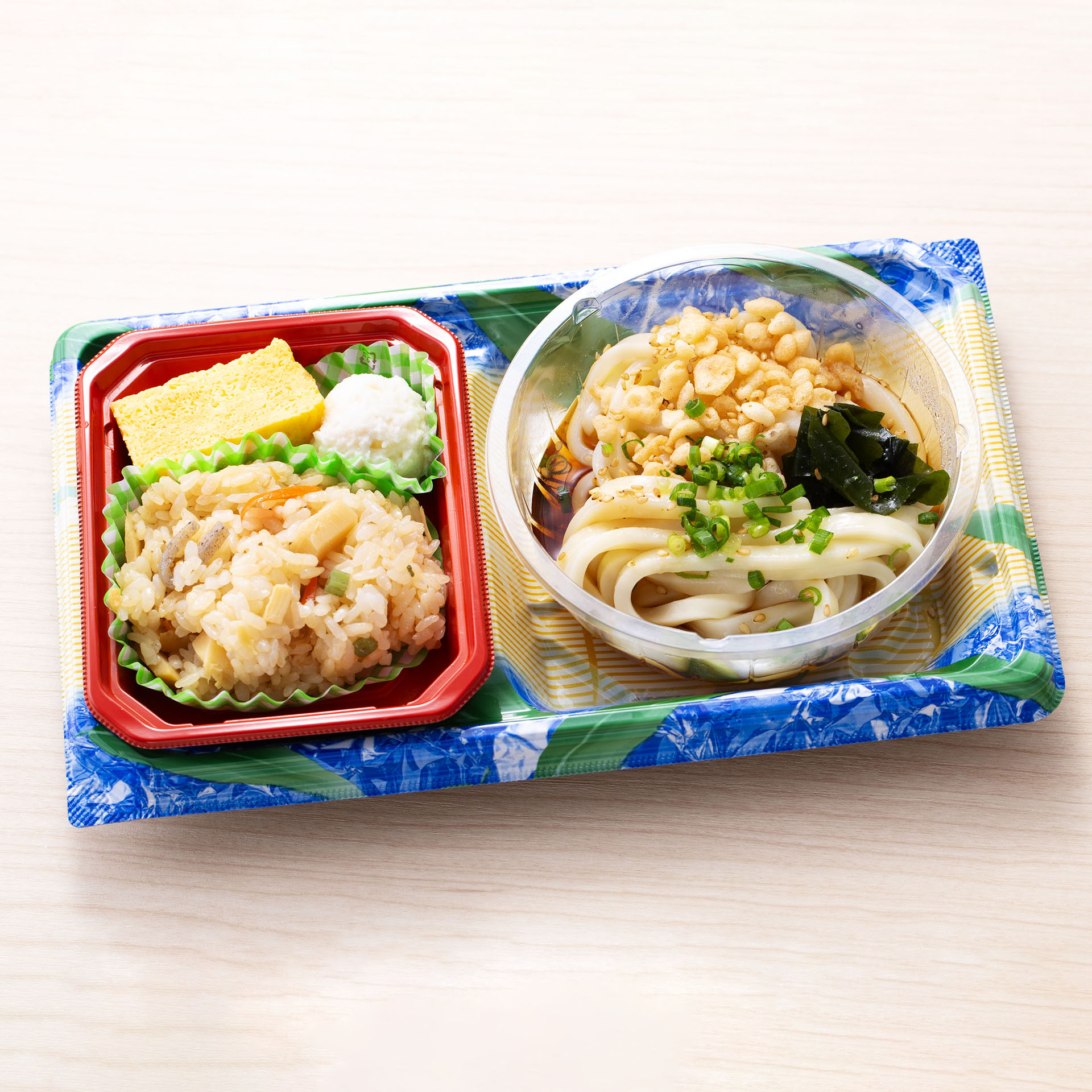 うどんタット うどんセット（季節のご飯） | グランマルシェ タケダ 株式会社